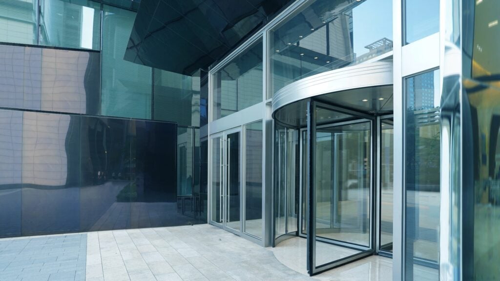 Types of Automatic Doors: A Complete Guide for Business Owners 3 automatic revolving door guide