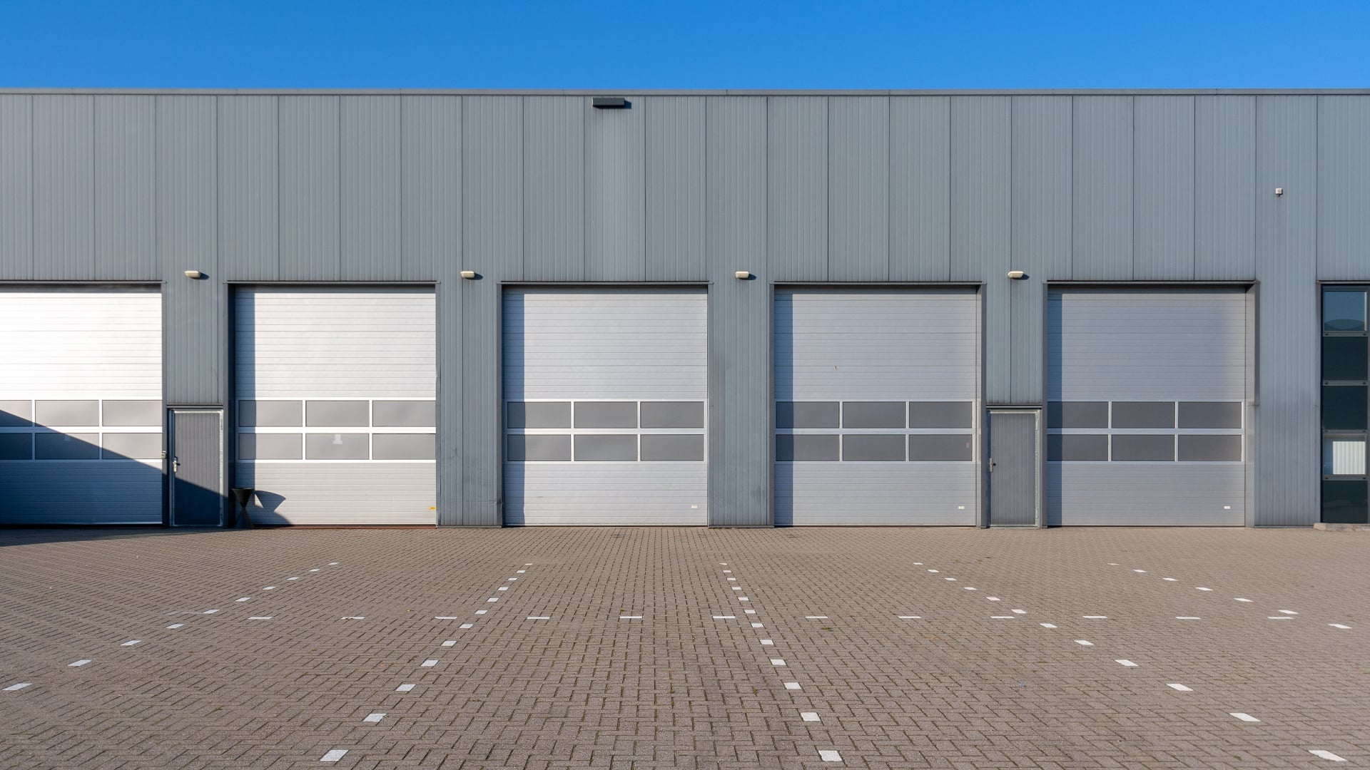 types of commercial garage doors